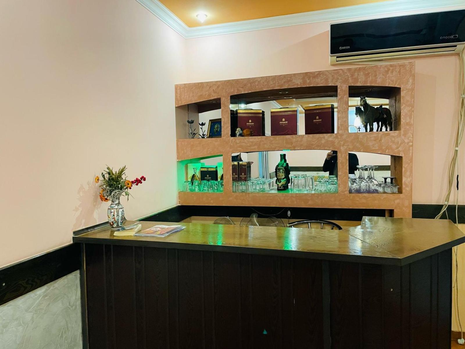 Aero Hotel Tour Armenia P'arak'ar Dış mekan fotoğraf